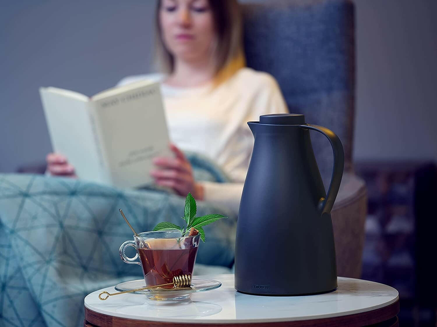 LEIFHEIT Harmonic 1L Isolierkanne, 24h heiß, BPA-frei.