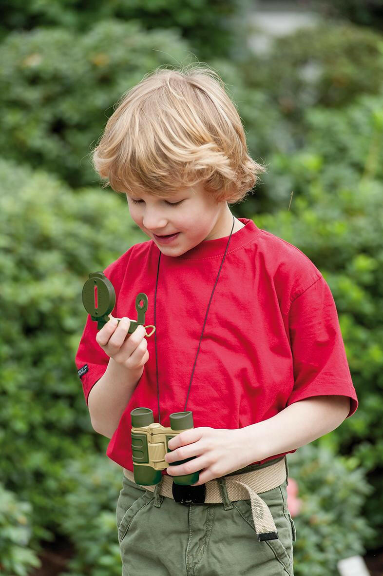 Scout Expedition Kit mit Kompass, Taschenlampe und Fernglas.