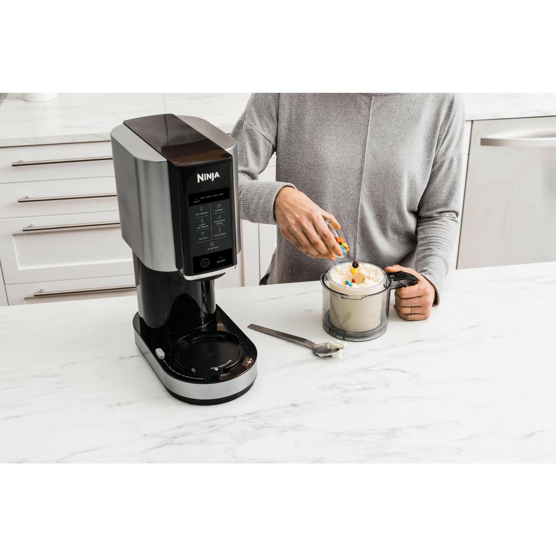 Ninja CREAMi Eismaschine 1,4L mit 7.