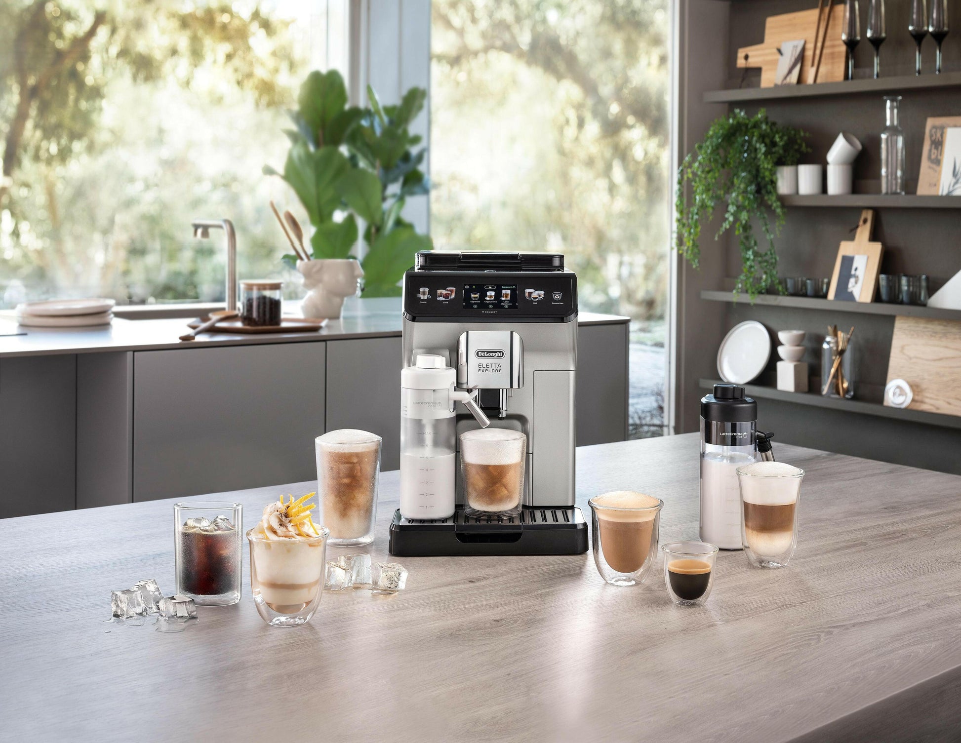 De'Longhi ECAM450.65.S Kaffeevollautomat mit To-Go-Funktion.